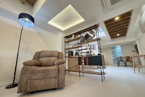 Townhouse in Watthana, Bangkok, Thailand 2 bedrooms № 161846 - photo 3