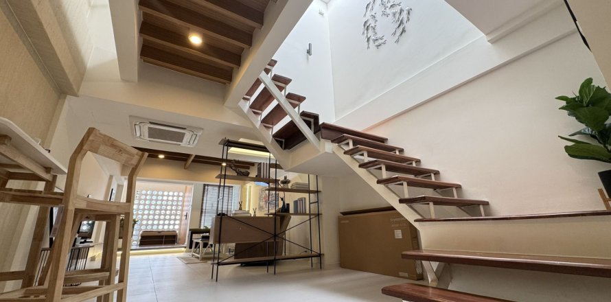 Townhouse in Watthana, Bangkok, Thailand 2 bedrooms № 161846