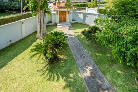 House in Chiang Mai, Thailand 4 bedrooms № 154549 - photo 27