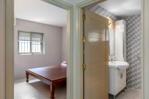 House in Chiang Mai, Thailand 4 bedrooms № 154549 - photo 17