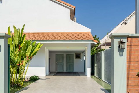 House in Chiang Mai, Thailand 4 bedrooms № 154549 - photo 11