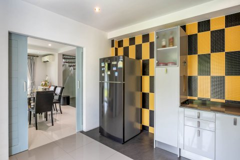 House in Chiang Mai, Thailand 4 bedrooms № 154549 - photo 14