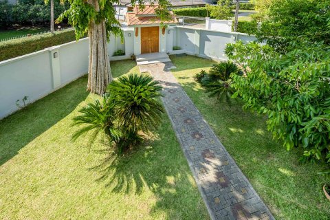 House in Chiang Mai, Thailand 4 bedrooms № 154549 - photo 27