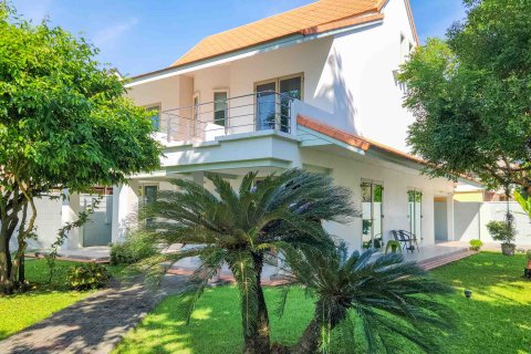 House in Chiang Mai, Thailand 4 bedrooms № 154549 - photo 10