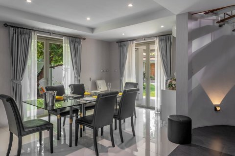 House in Chiang Mai, Thailand 4 bedrooms № 154549 - photo 15