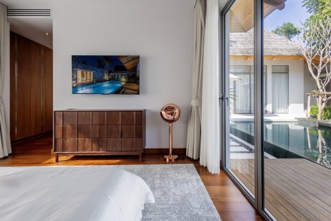 House in Bang Tao, Thailand 3 bedrooms № 154544 - photo 29