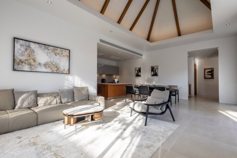 House in Bang Tao, Thailand 3 bedrooms № 154544 - photo 5