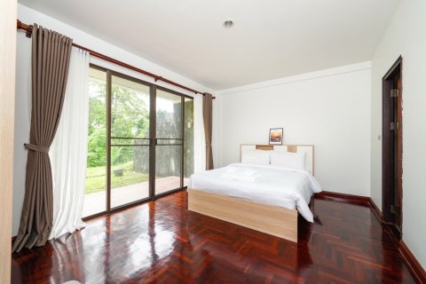 Maison à Mai Khao, Thaïlande 3 chambres № 160649 - photo 16