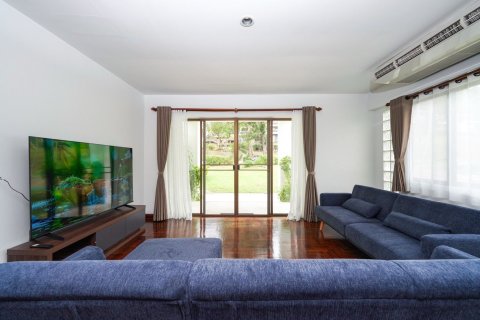 Maison à Mai Khao, Thaïlande 3 chambres № 160649 - photo 6