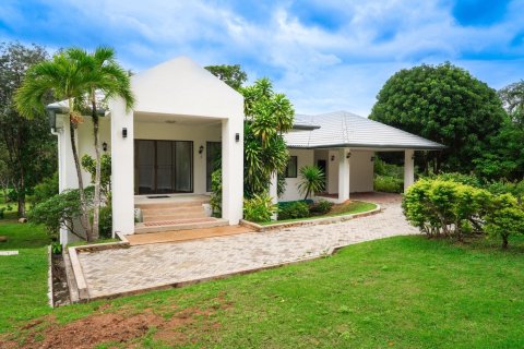 Maison à Mai Khao, Thaïlande 3 chambres № 160649 - photo 2