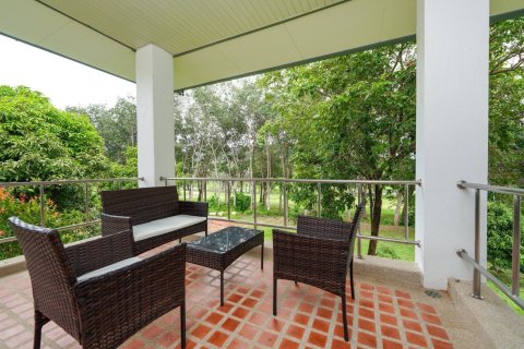 Maison à Mai Khao, Thaïlande 3 chambres № 160649 - photo 13