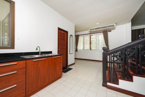 Maison à Mai Khao, Thaïlande 3 chambres № 160649 - photo 12