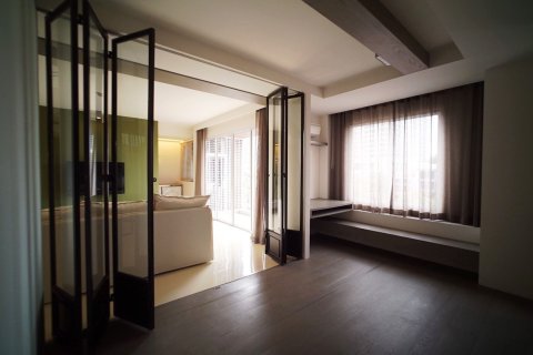 Studio dans le Condo à Watthana, Bangkok, Thaïlande  № 160647 - photo 3