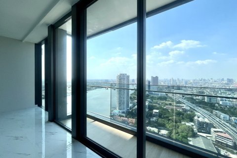 Condo à Bang Kho Laem, Bangkok, Thaïlande, 3 chambres  № 161568