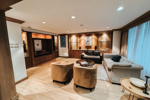 Penthouse in Pattaya, Thailand 4 bedrooms № 161565 - photo 3