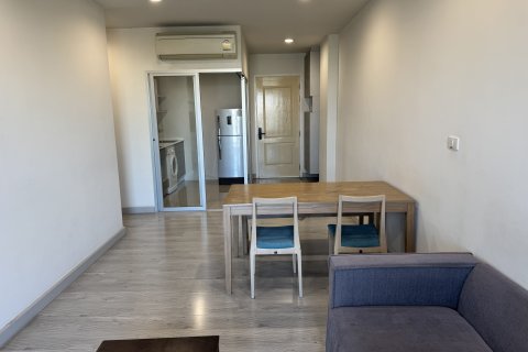 Кондоминиум с 2 спальнями в Кханнаяу, Бангкок, Таиланд № 161571 - фото 3