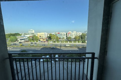 Кондоминиум с 2 спальнями в Кханнаяу, Бангкок, Таиланд № 161571 - фото 13