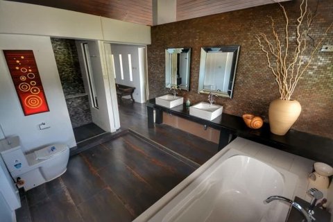 Villa in Ko Samui, Thailand 6 bedrooms № 169640 - photo 11