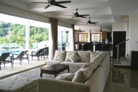 Villa in Ko Samui, Thailand 6 bedrooms № 169640 - photo 2