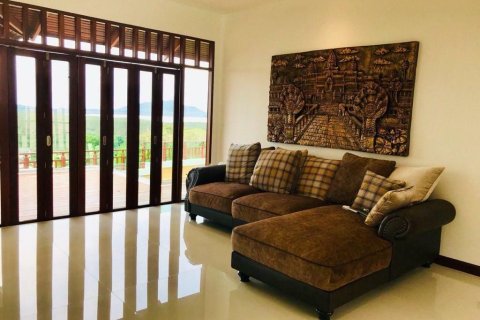 Villa in Phuket, Thailand 2 bedrooms № 169634 - photo 3