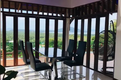 Villa in Phuket, Thailand 2 bedrooms № 169634 - photo 4