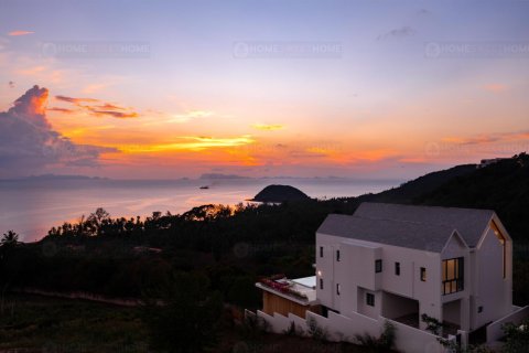 Villa in Ko Samui, Thailand 3 bedrooms № 180025 - photo 4