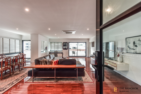 Condo in Bangkok, Thailand, 2 bedrooms № 184368 - photo 7