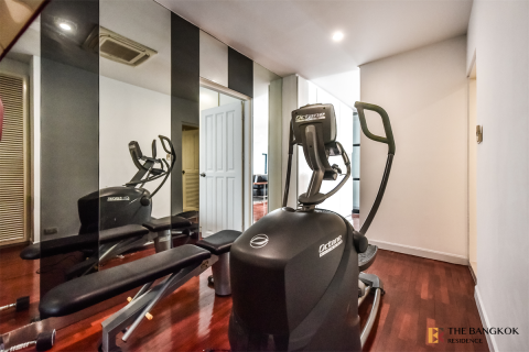 Condo in Bangkok, Thailand, 2 bedrooms № 184368 - photo 8