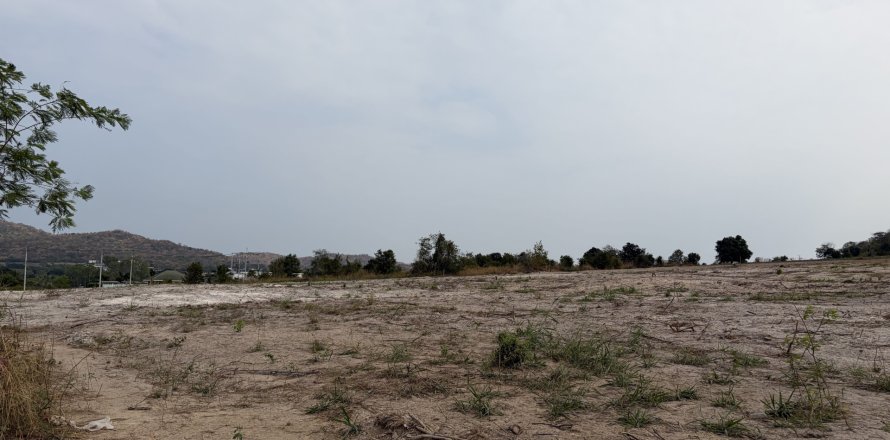 Terrain à Hua Hin, Thaïlande 16348 m2 № 159102