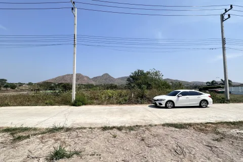 Land in Hua Hin, Thailand 16348 sq.m. № 159102 - photo 9