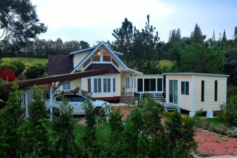 Земельный участок в Пхетчабуне, Таиланд 122м2  № 159100