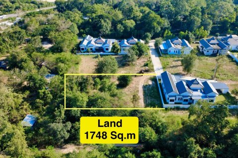 Земельный участок в Хуа Хине, Таиланд 1748м2  № 159103