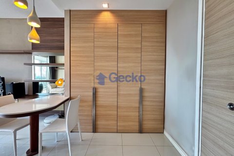 Condo in Pattaya, Thailand, 1 bedroom № 196045 - photo 12