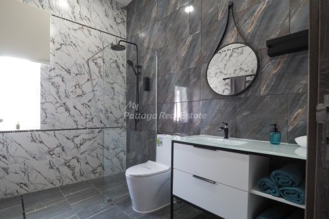 House in Pattaya, Thailand 3 bedrooms № 113529 - photo 8