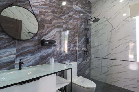 House in Pattaya, Thailand 3 bedrooms № 113529 - photo 25