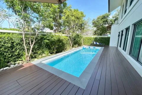 Casa de 4 dormitorios en Pattaya, Tailandia № 212077 - foto 16