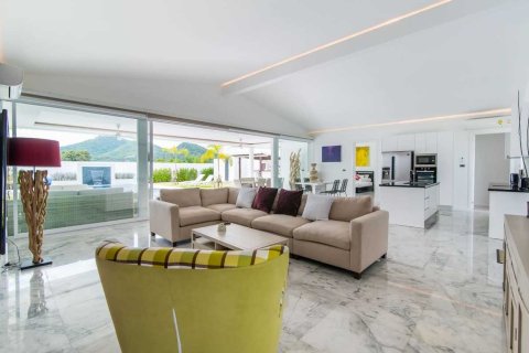 Villa in Hua Hin, Thailand 4 Schlafzimmer № 222119 - Foto 10