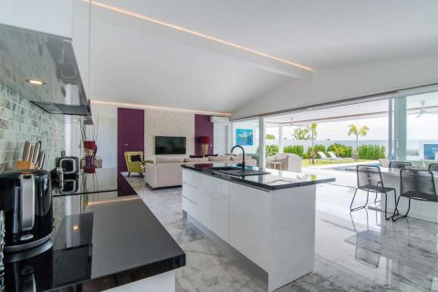 Villa in Hua Hin, Thailand 4 Schlafzimmer № 222119 - Foto 15
