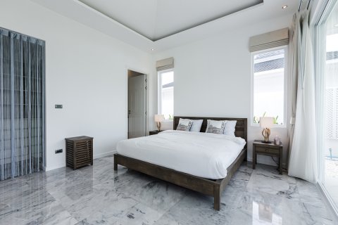 Villa in Hua Hin, Thailand 4 Schlafzimmer № 222119 - Foto 19