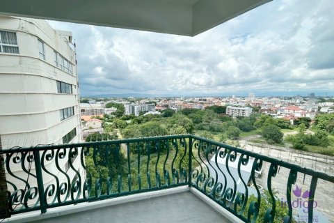 Condo in Chiang Mai, Thailand, 4 bedrooms № 200318 - photo 22