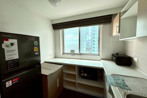 Кондоминиум с 2 спальнями в Хуай Кванге, Бангкок, Таиланд № 147788 - фото 10