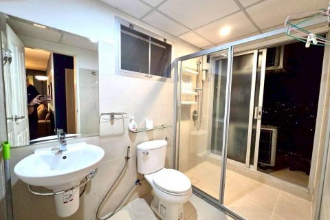 Кондоминиум с 2 спальнями в Хуай Кванге, Бангкок, Таиланд № 147788 - фото 11