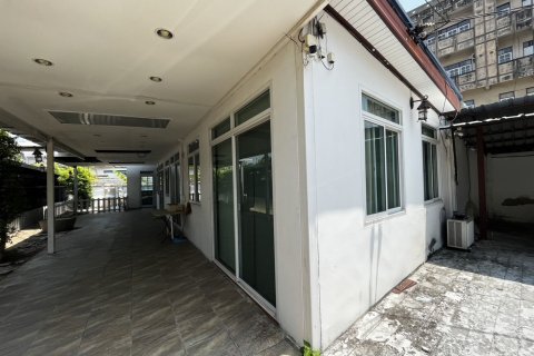 Земельный участок в Пхра Прадаенге, Таиланд 400м2  № 161608