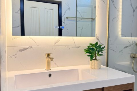 Кондоминиум с 2 спальнями в Ваттхане, Бангкок, Таиланд № 161610 - фото 14