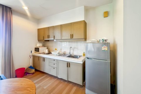 Condo in Hua Hin, Thailand, 1 bedroom  № 163758 - photo 8