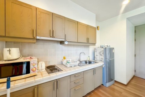 Condo in Hua Hin, Thailand, 1 bedroom  № 163758 - photo 9