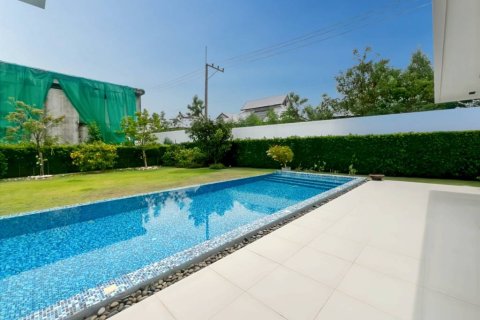 Villa in Hua Hin, Thailand 4 bedrooms № 163760 - photo 6