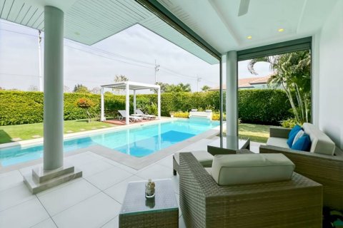 Villa in Hua Hin, Thailand 3 bedrooms № 163756 - photo 9