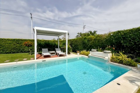 Villa in Hua Hin, Thailand 3 bedrooms № 163756 - photo 4