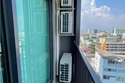 Condo in Din Daeng, Bangkok, Thailand, 2 bedrooms  № 139058 - photo 15